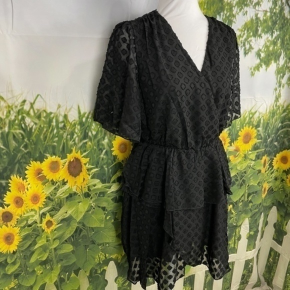 SENLIS Black Diamond Naomi Ruffle Surplice Small - Picture 7 of 17